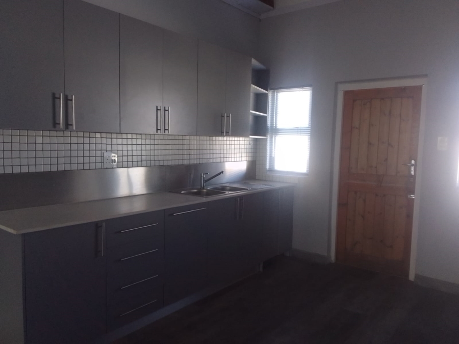 To Let 3 Bedroom Property for Rent in Kidds Beach Eastern Cape